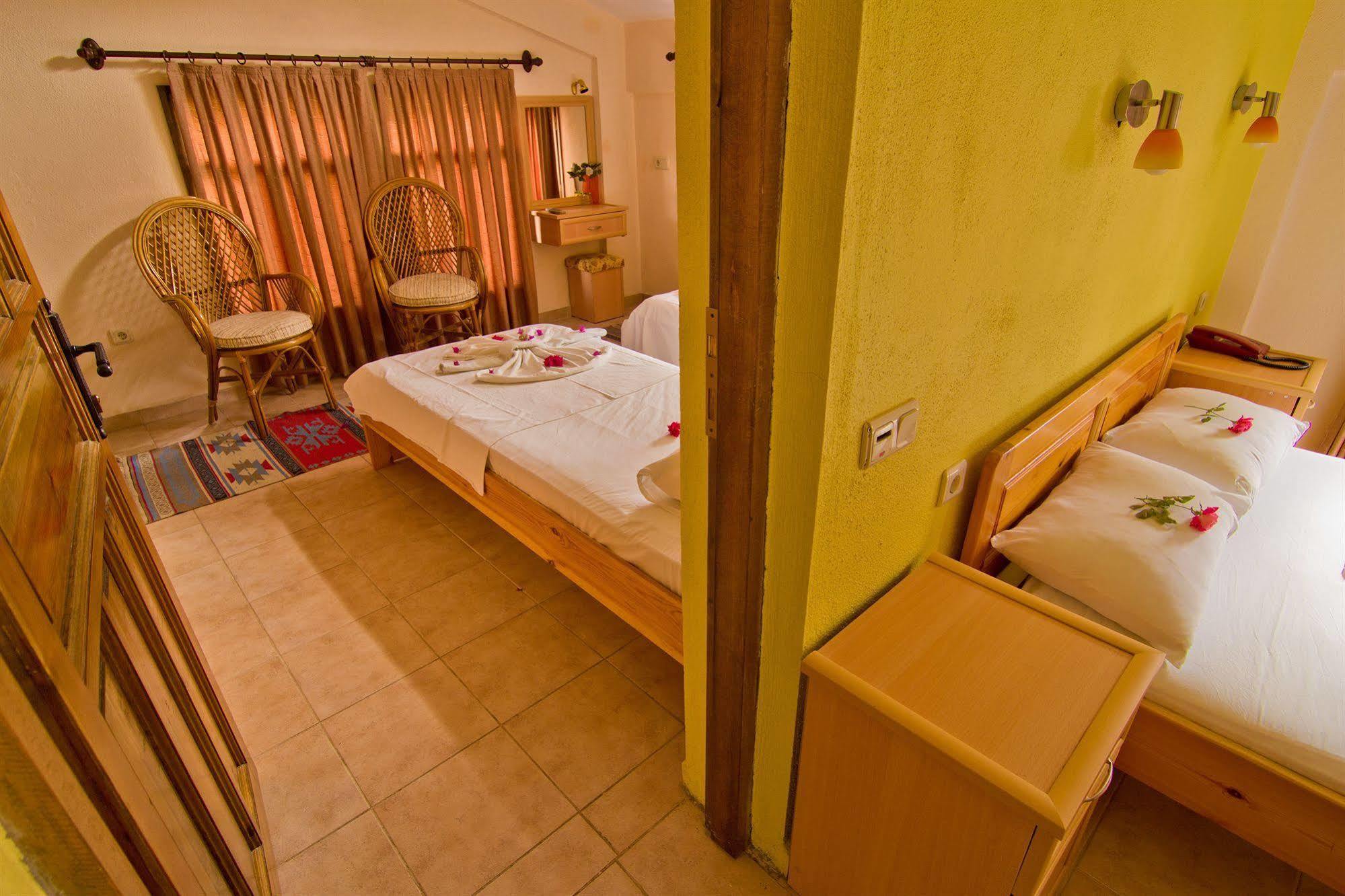 Portakal Hotel Дальян Экстерьер фото